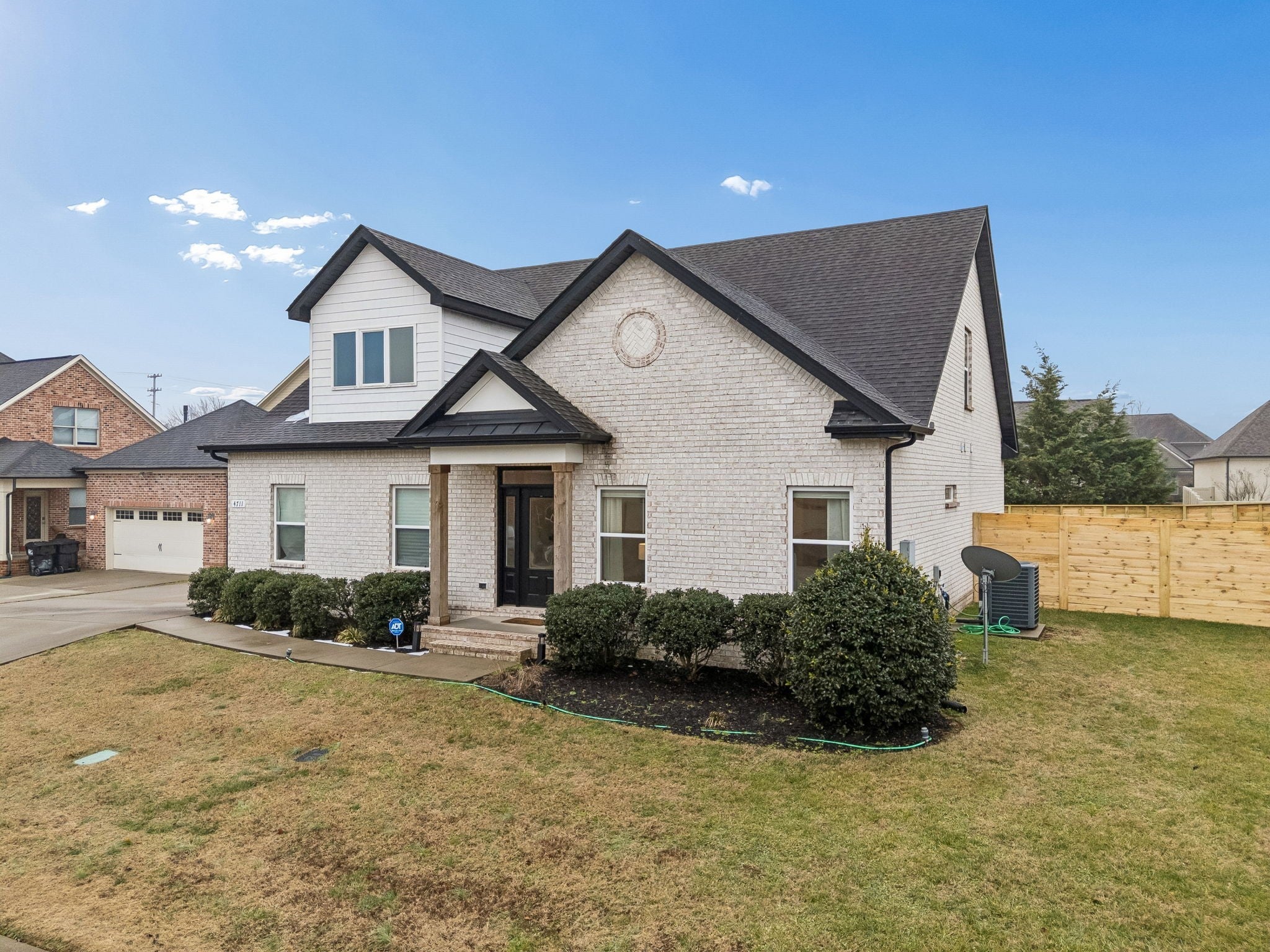 Photo of Listing #3135139