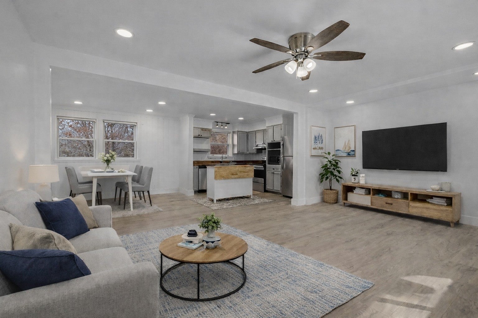 Photo of Listing #3135282