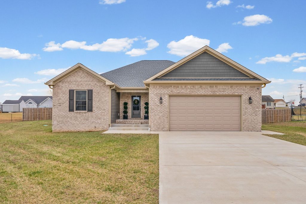 623 North Ridge Dr, Hopkinsville