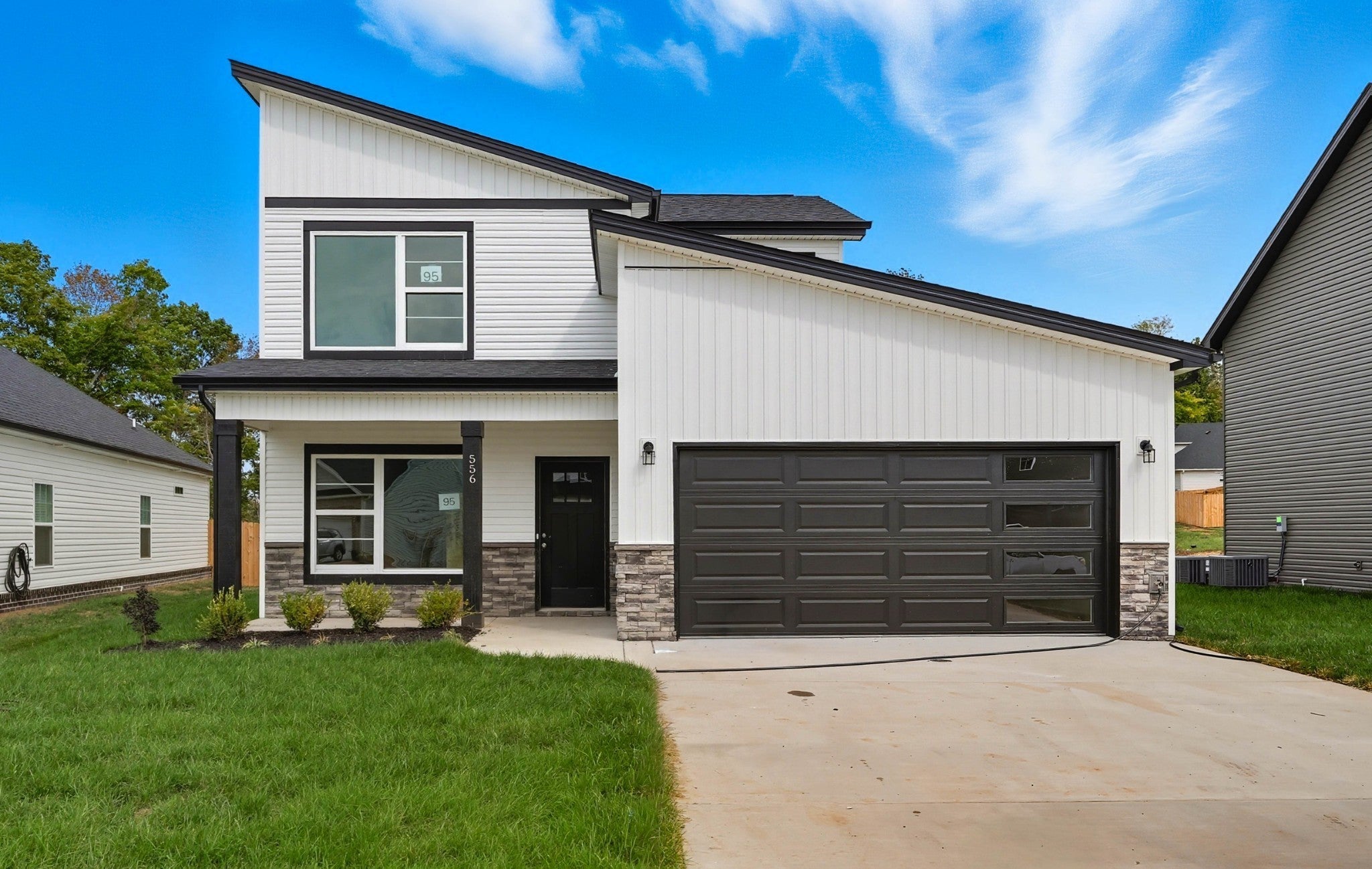 Photo of Listing #3135541