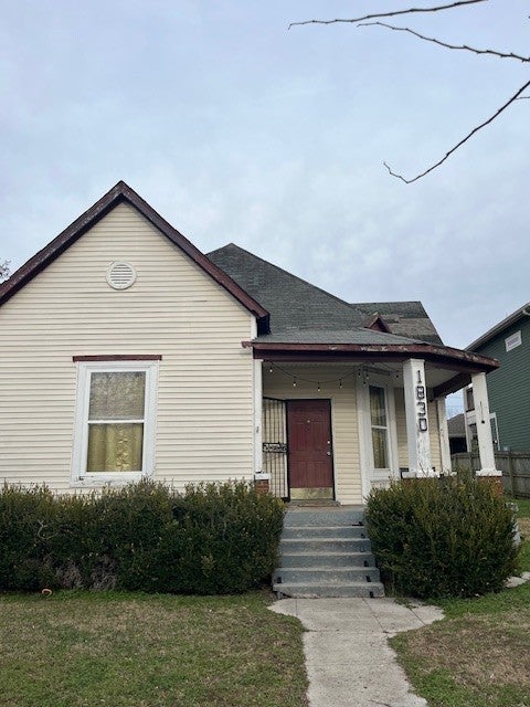 Photo of Listing #3135542