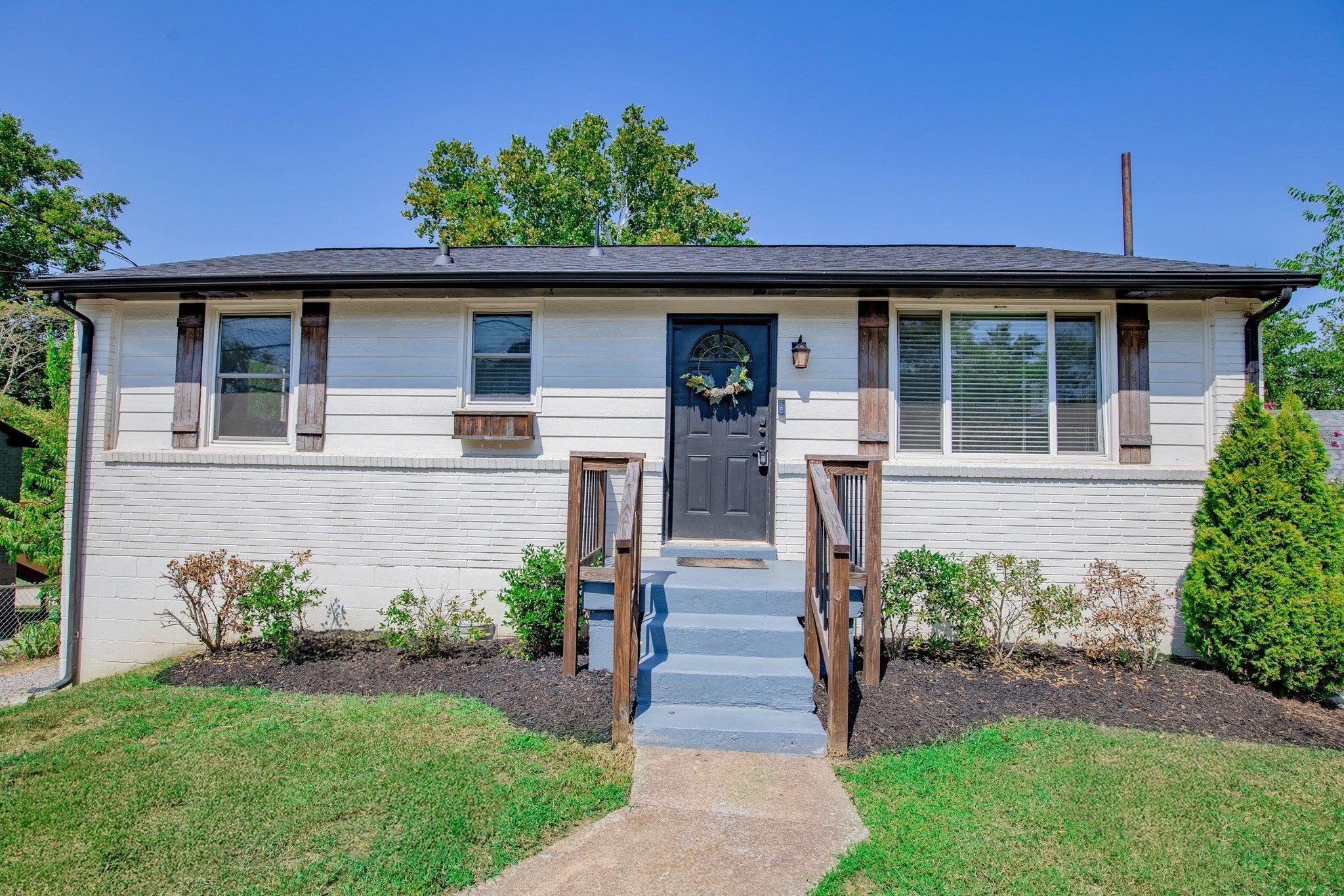 Photo of Listing #3135574