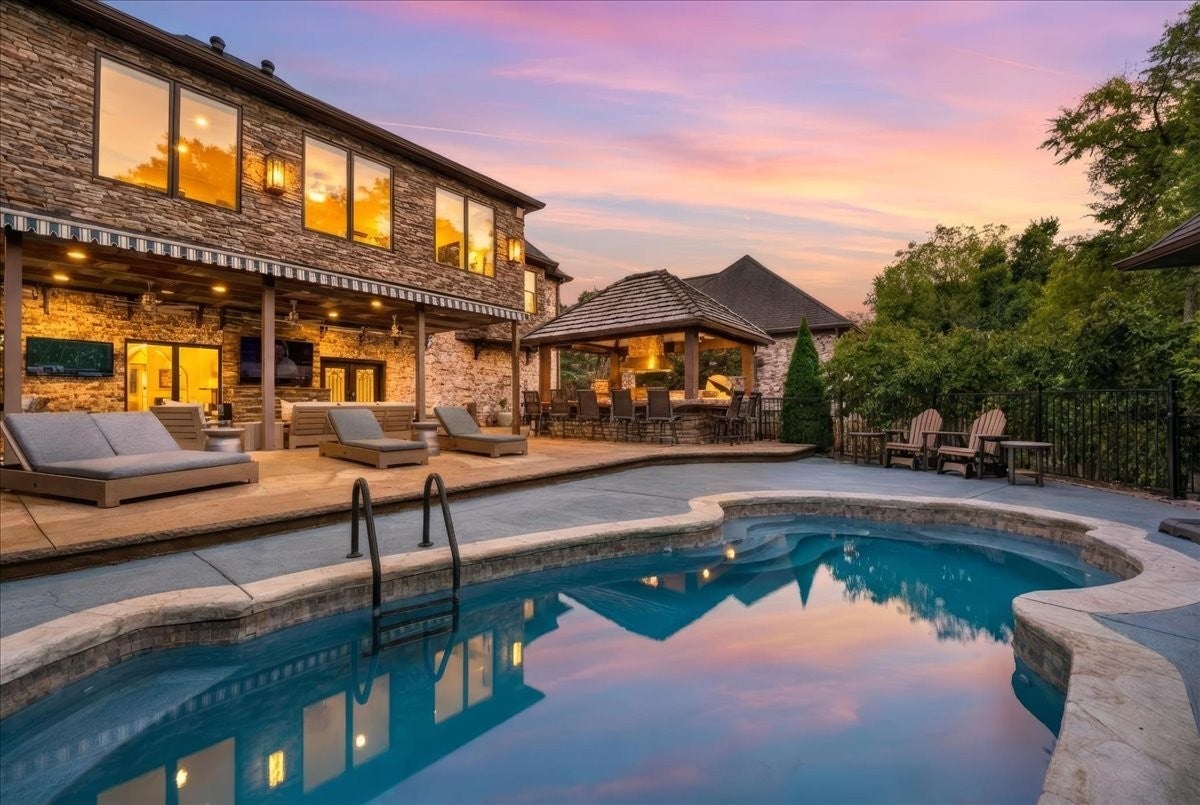 Photo of Listing #3135589