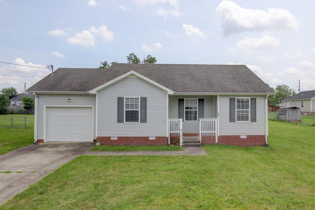 209 Ruf Dr, Oak Grove