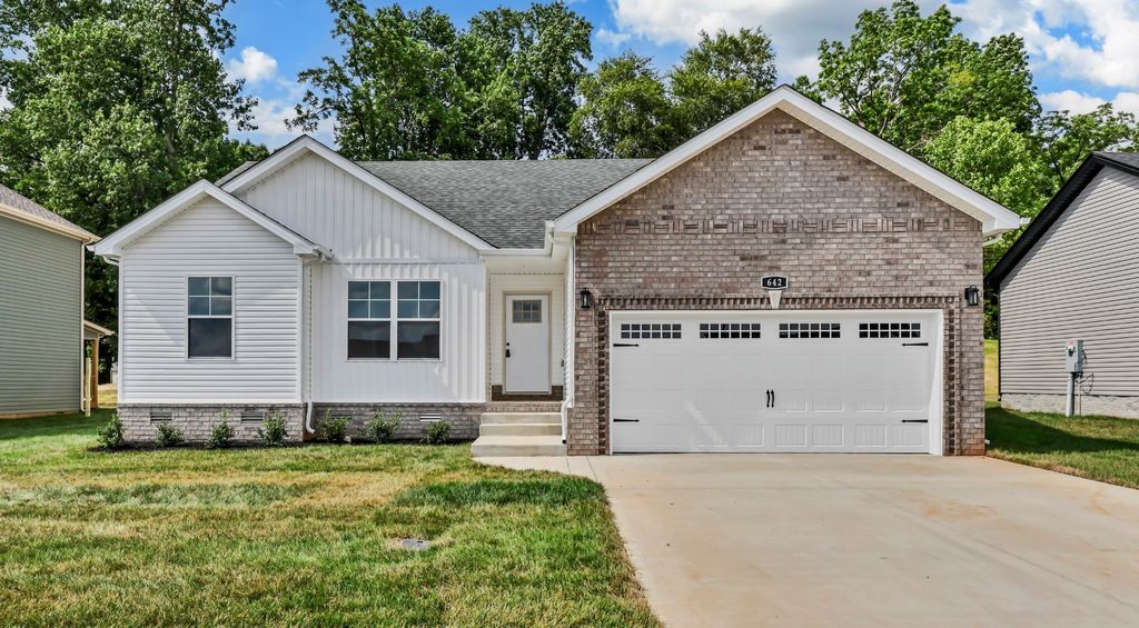 13 Echo Ridge, Oak Grove
