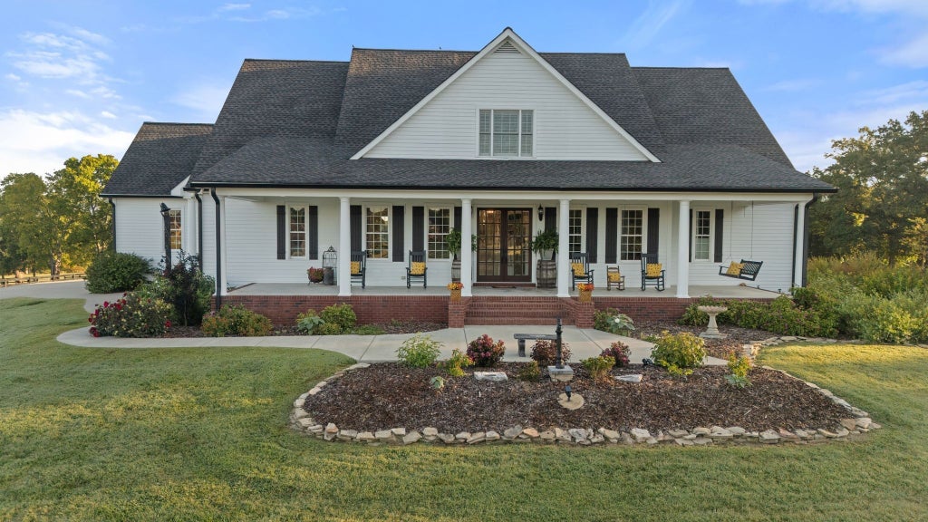 1421 Lawrence Ln, Springfield