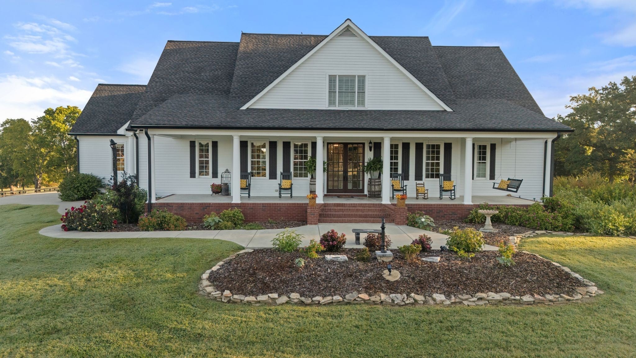 Photo of Listing #3135798