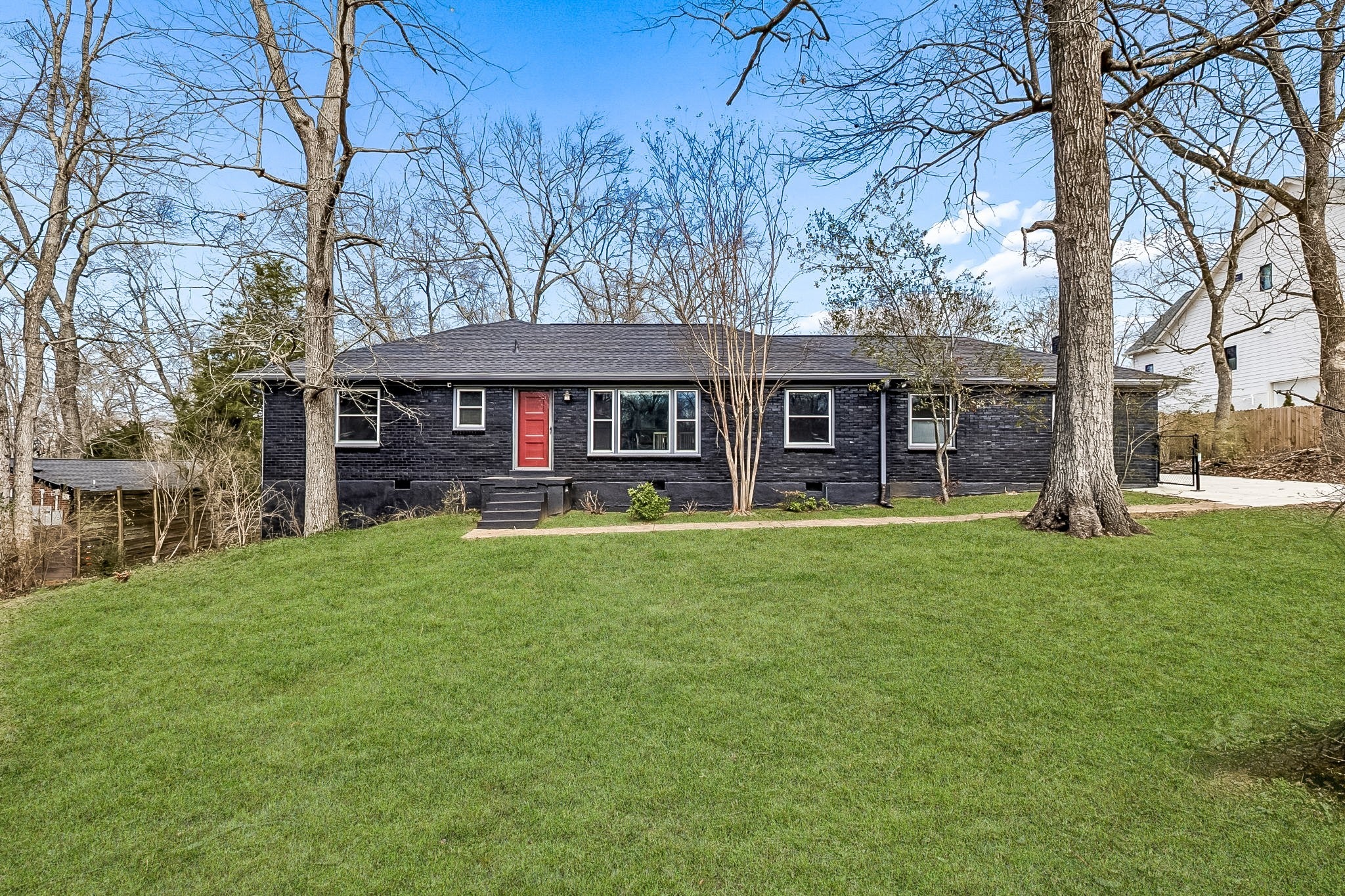 Photo of Listing #3135927