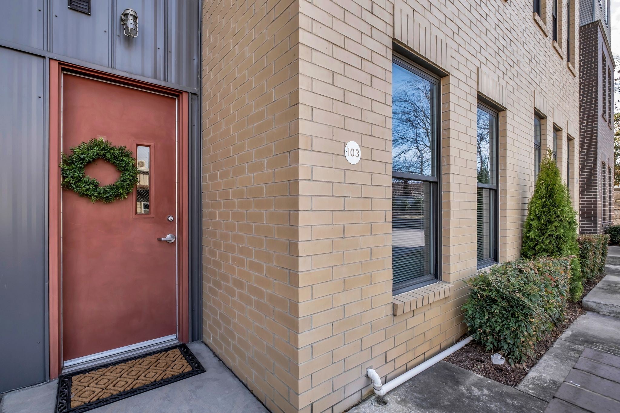 Photo of Listing #3136169