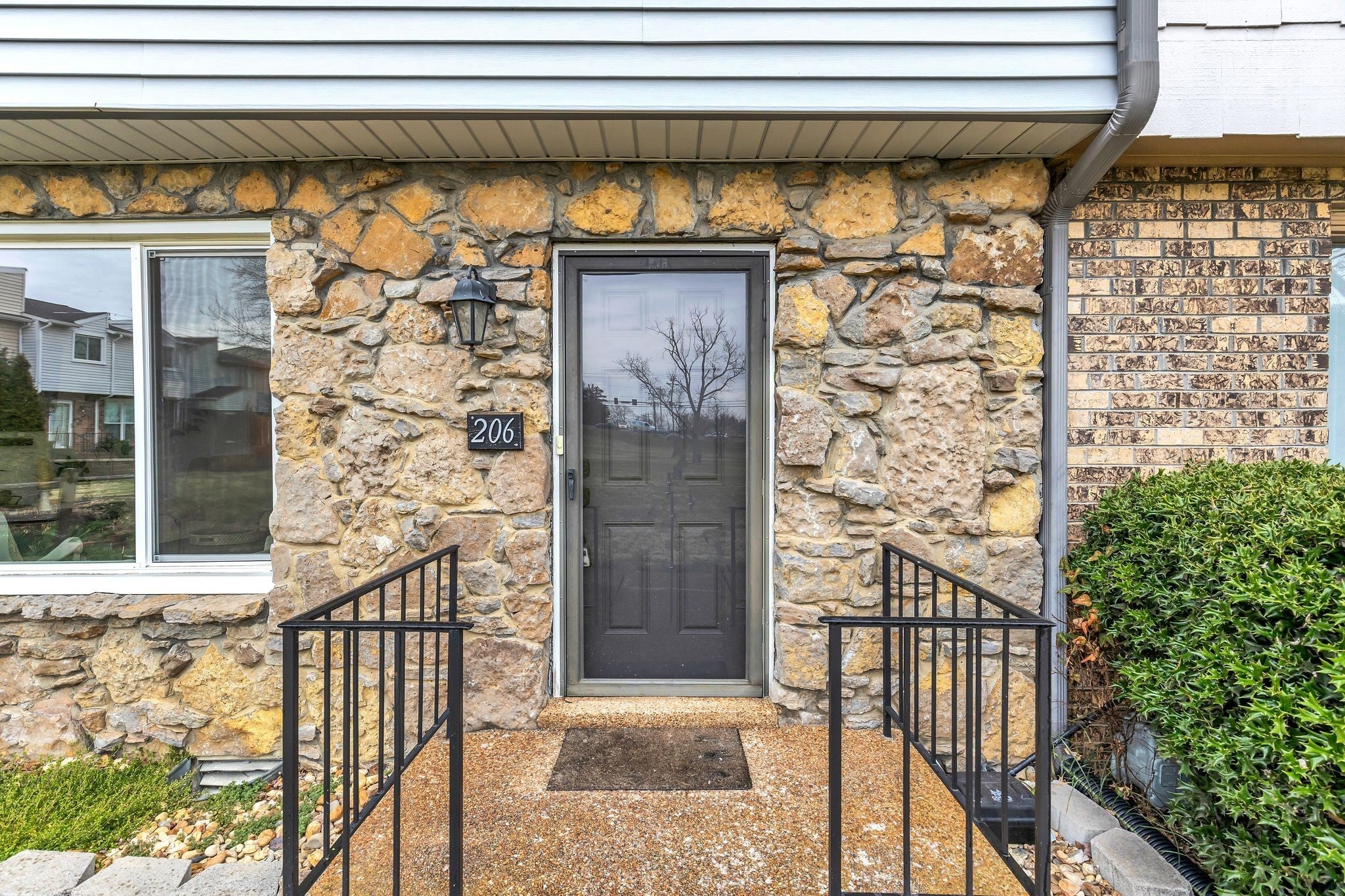 Photo of Listing #3136212