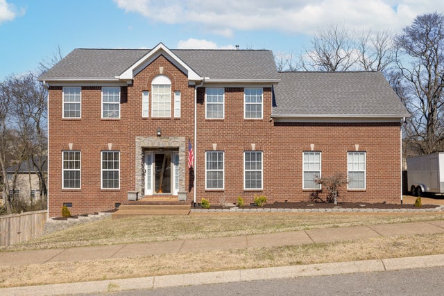 121 Buckhaven Dr, Hendersonville