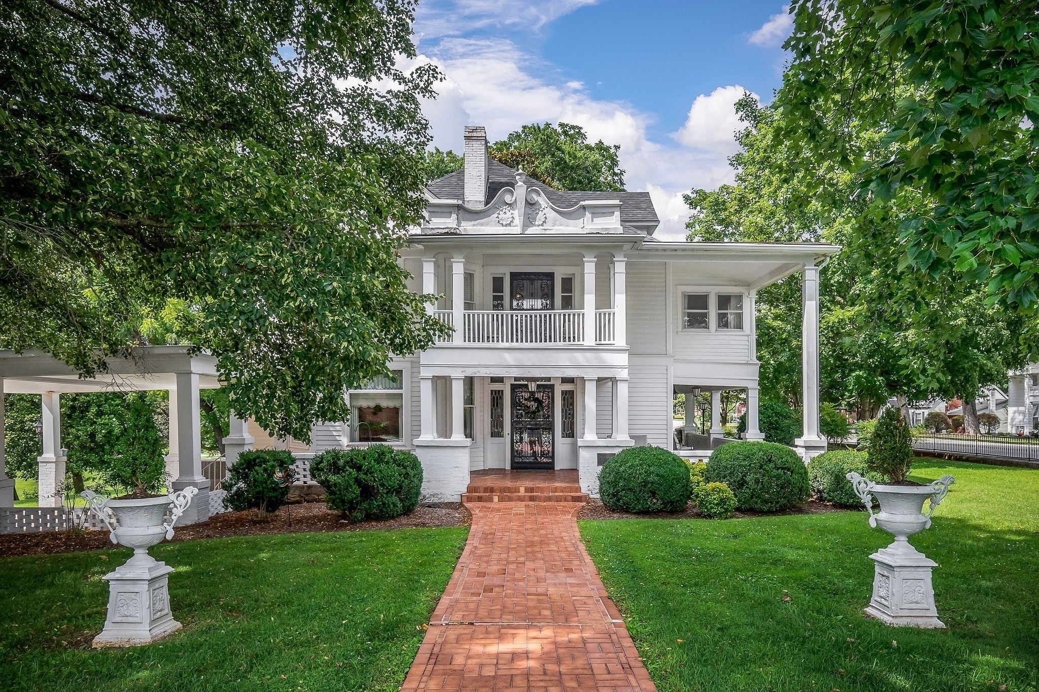 Photo of Listing #3136311