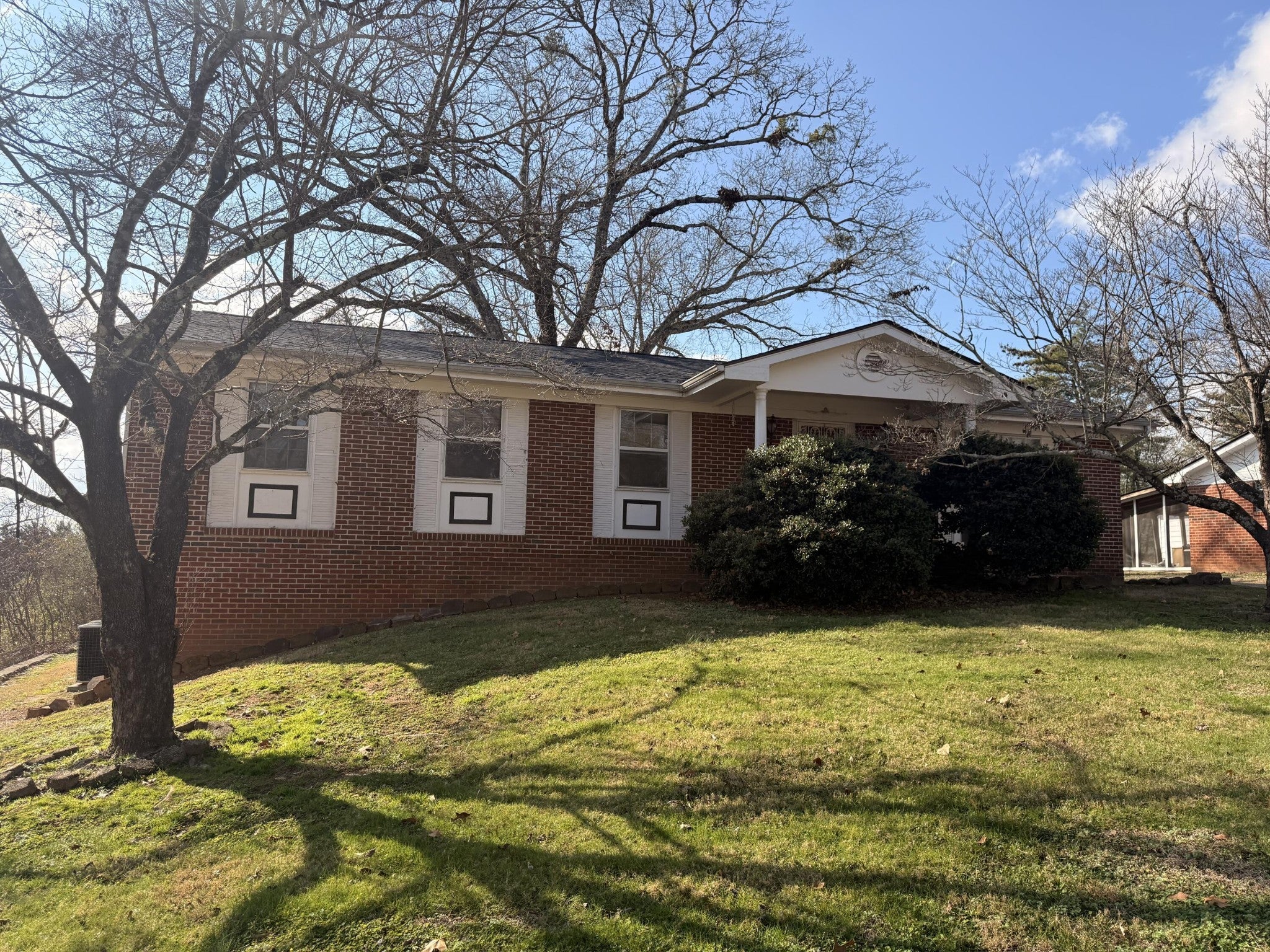 Photo of Listing #3136318