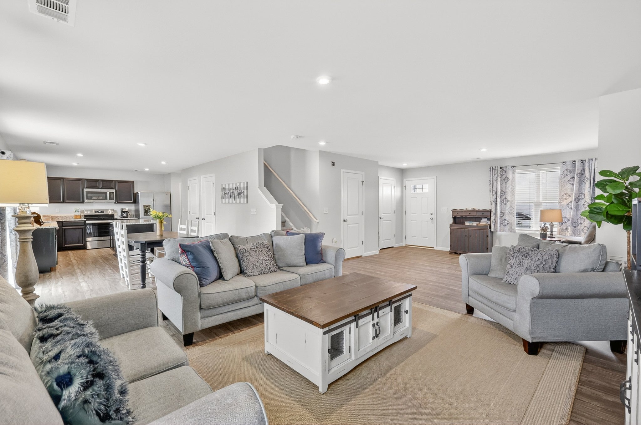 Photo of Listing #3136365