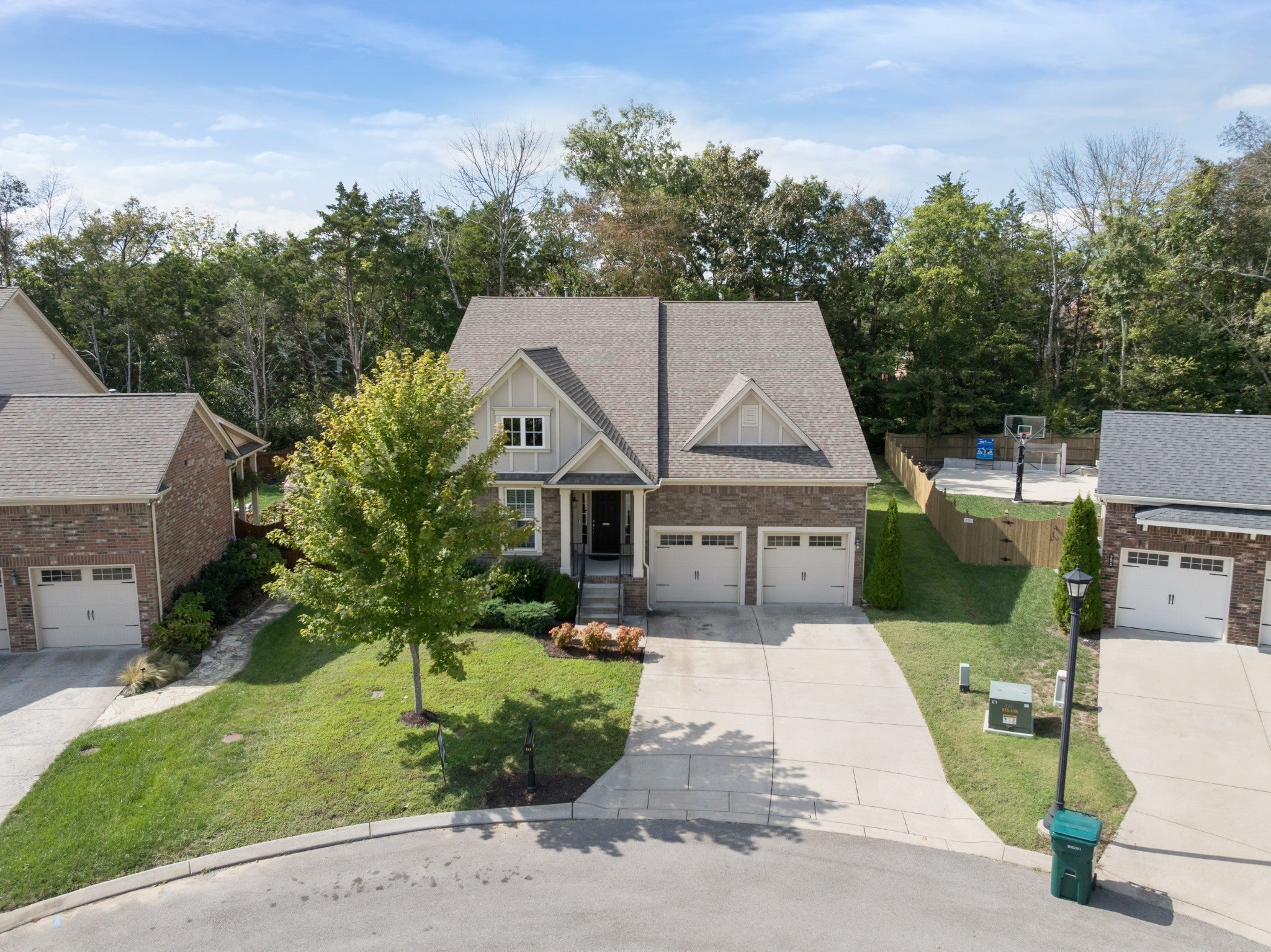 Photo of Listing #3136370