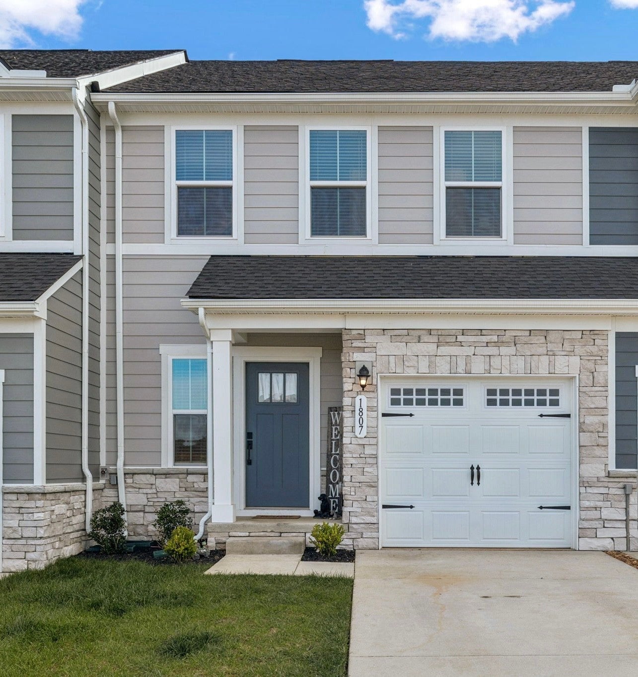 Photo of Listing #3136374