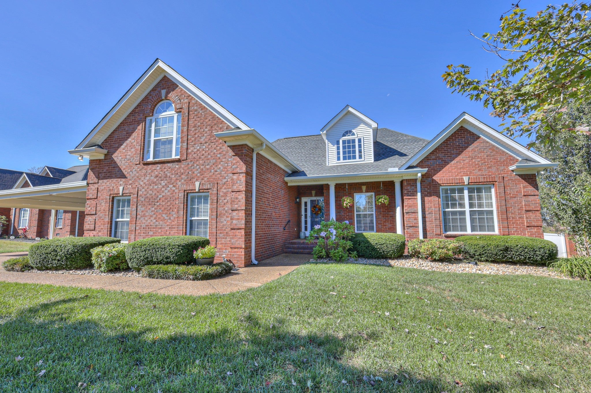 Photo of Listing #3136377