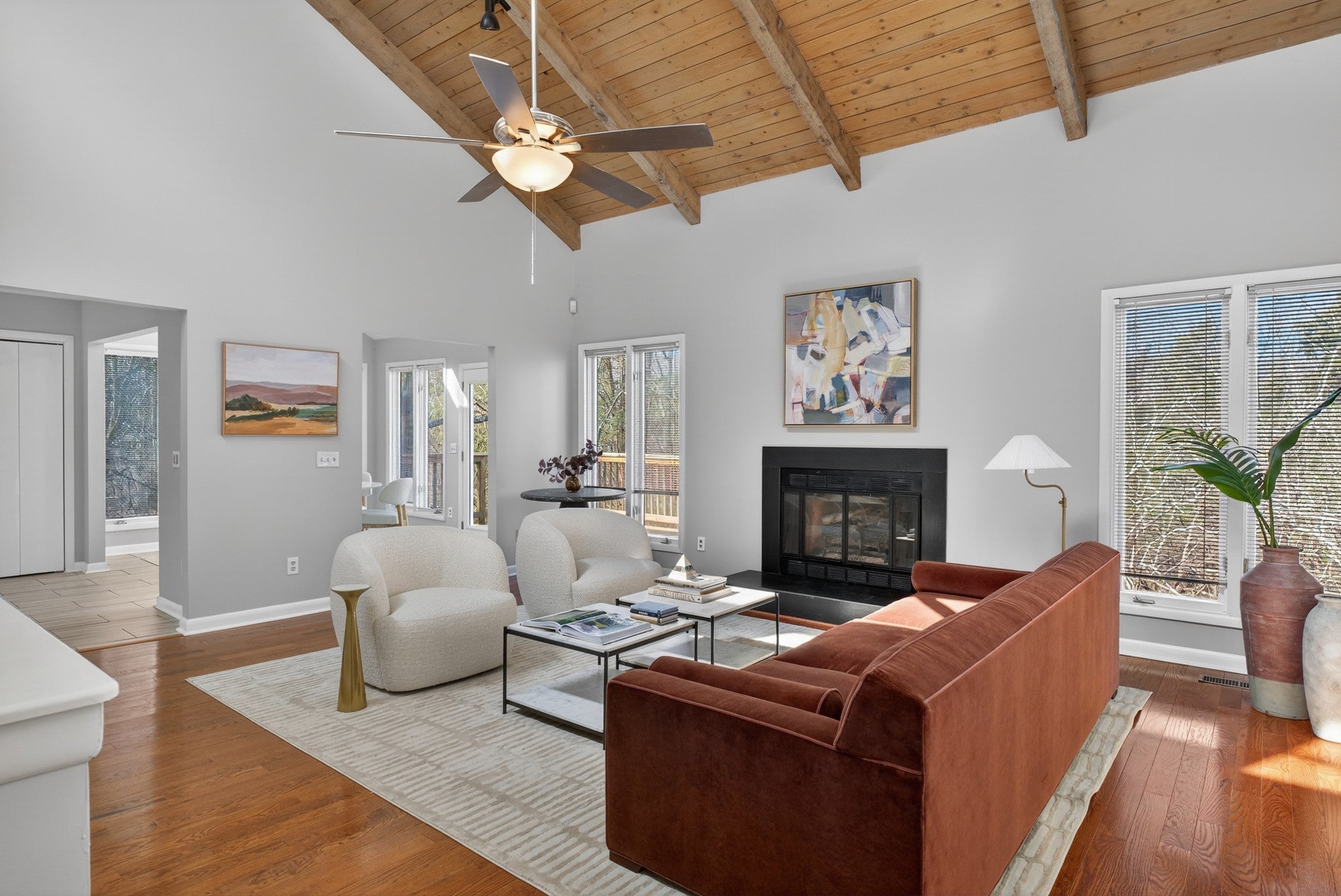 Photo of Listing #3136401