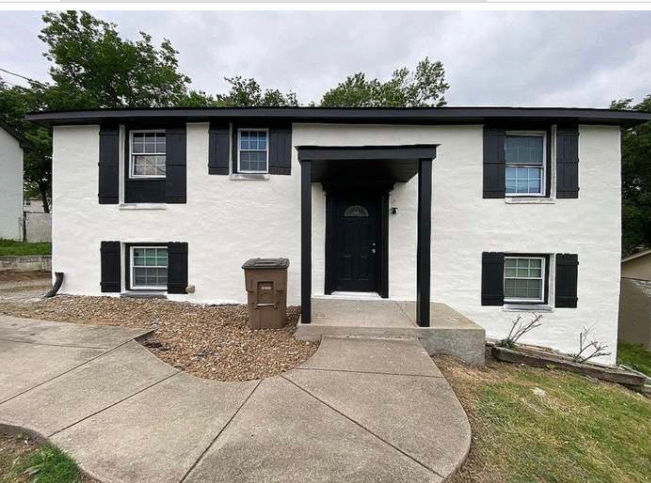 Photo of Listing #3136590