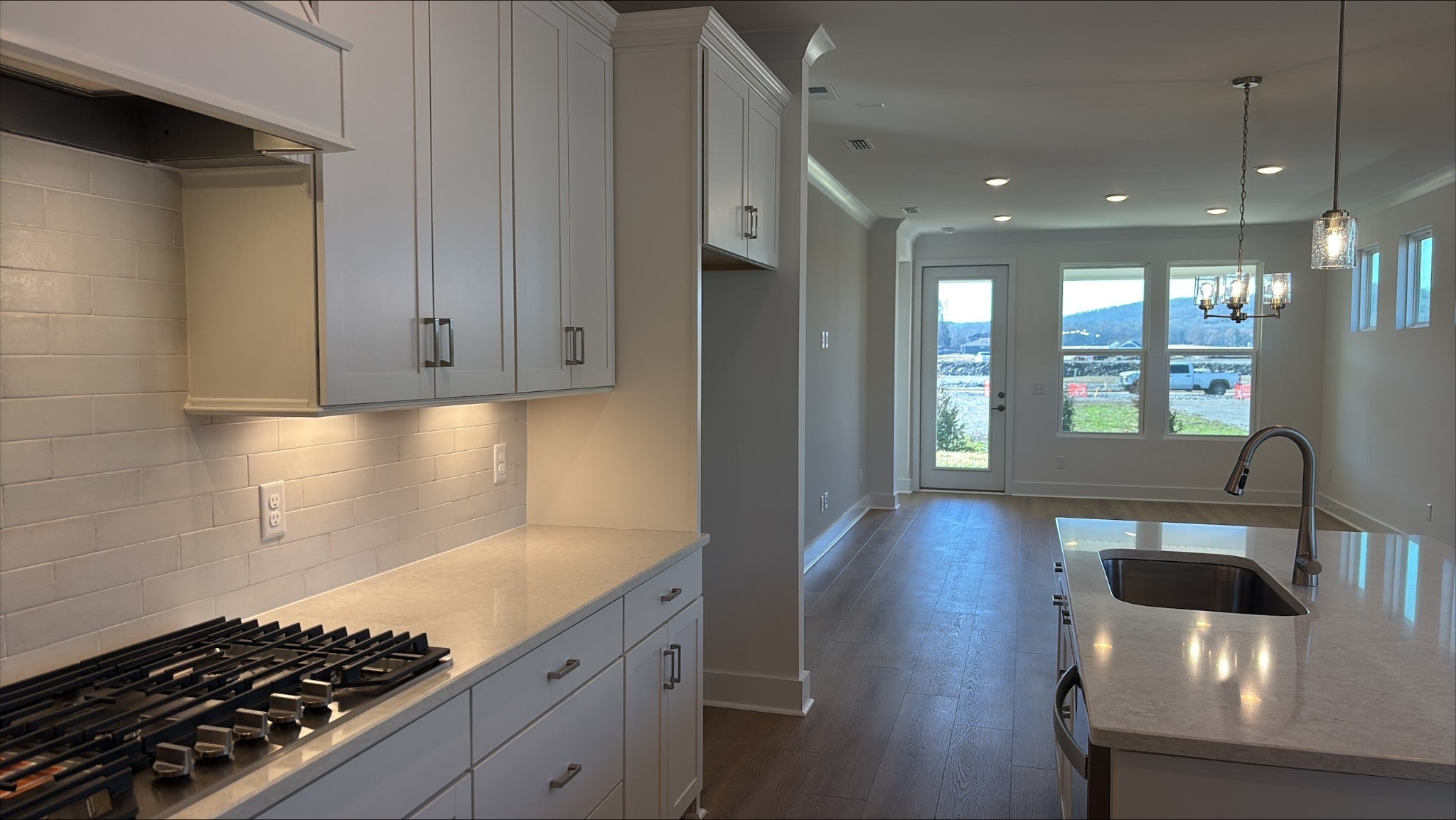 Photo of Listing #3136598