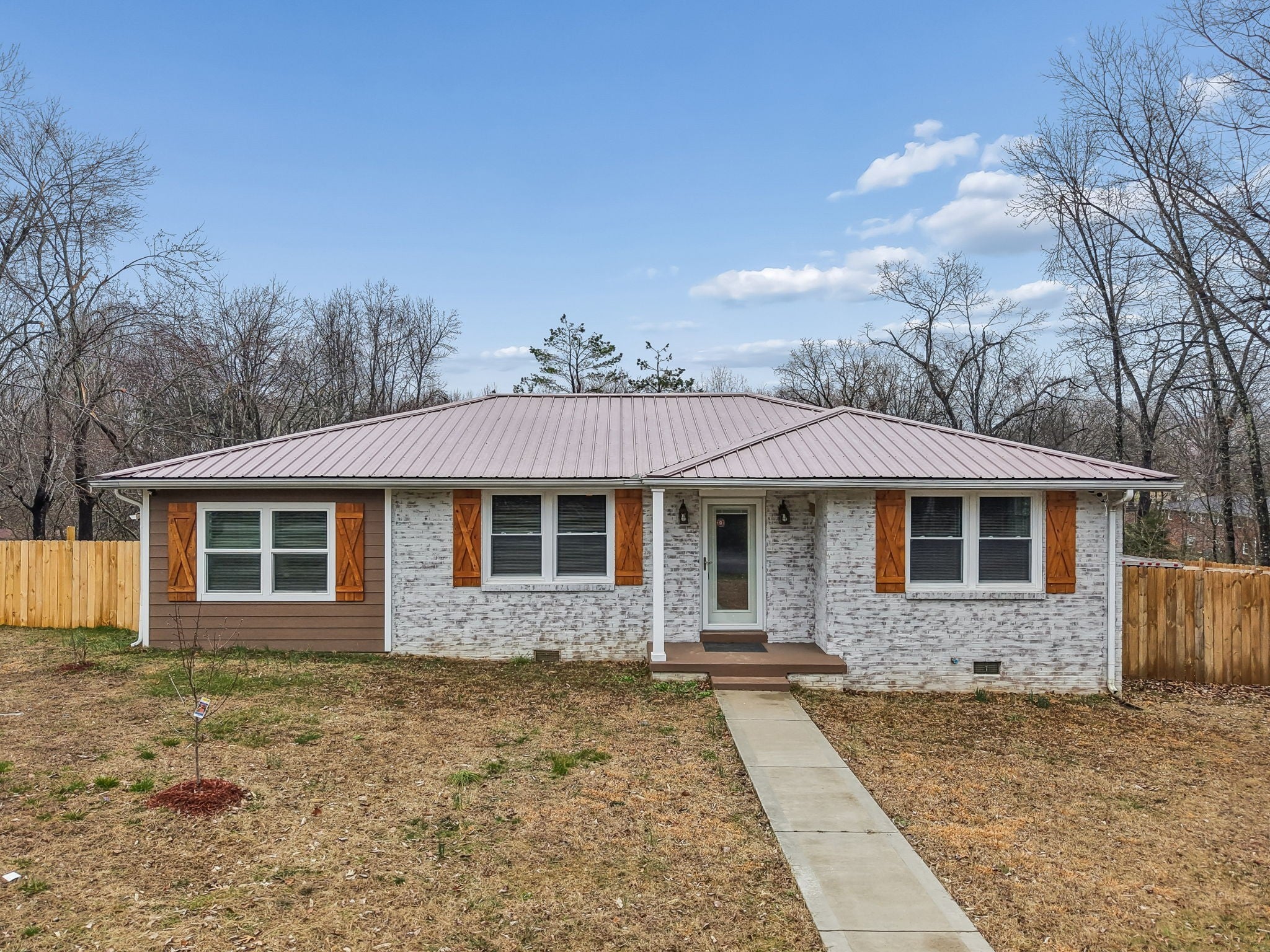 Photo of Listing #3136603