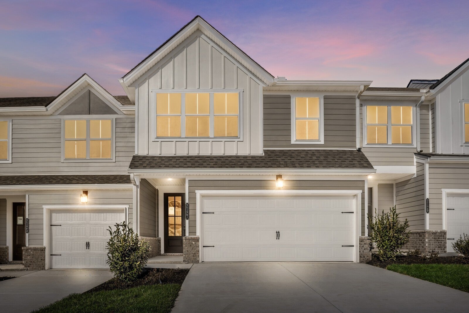 Photo of Listing #3136743