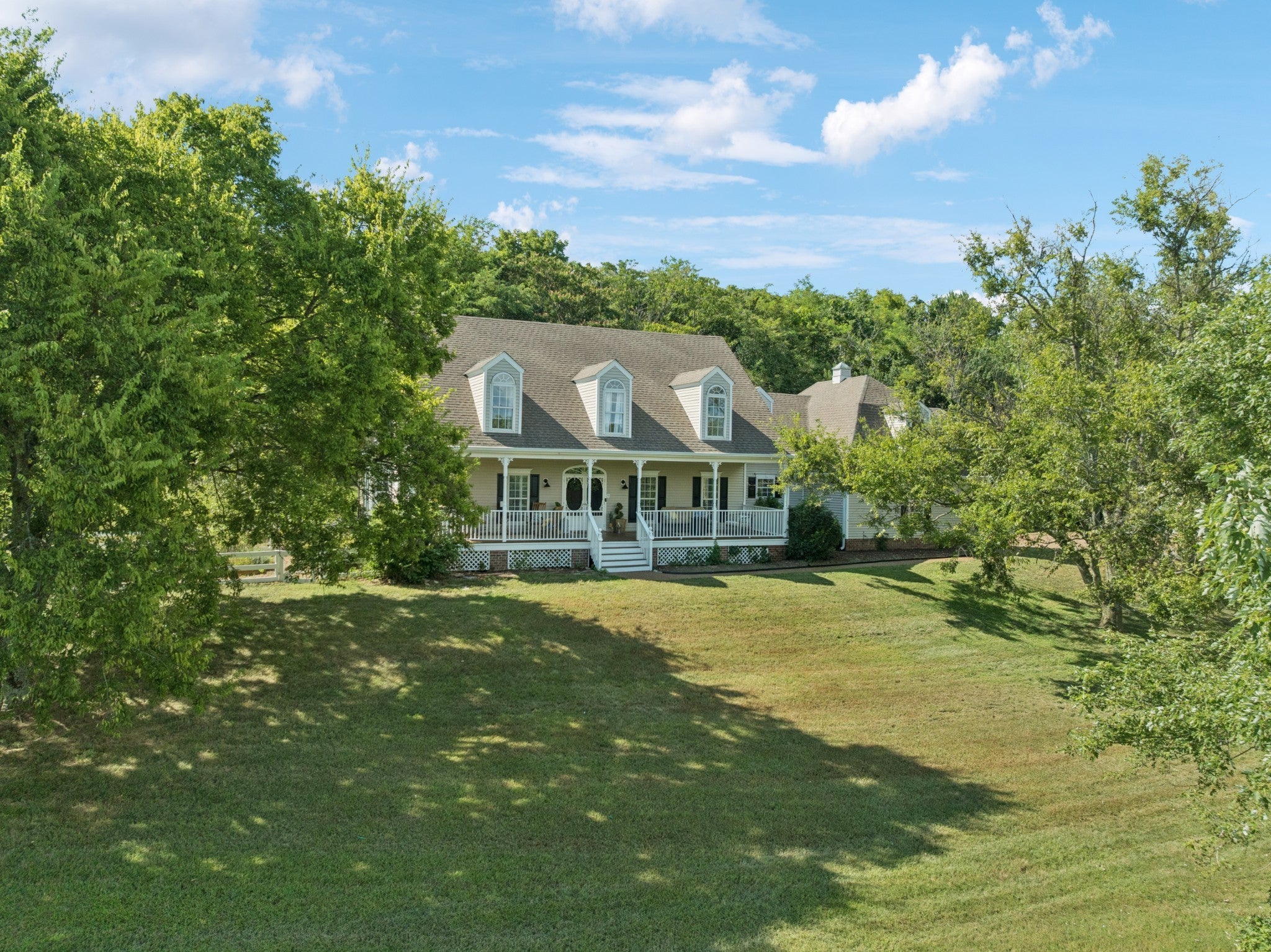 Photo of Listing #3136819