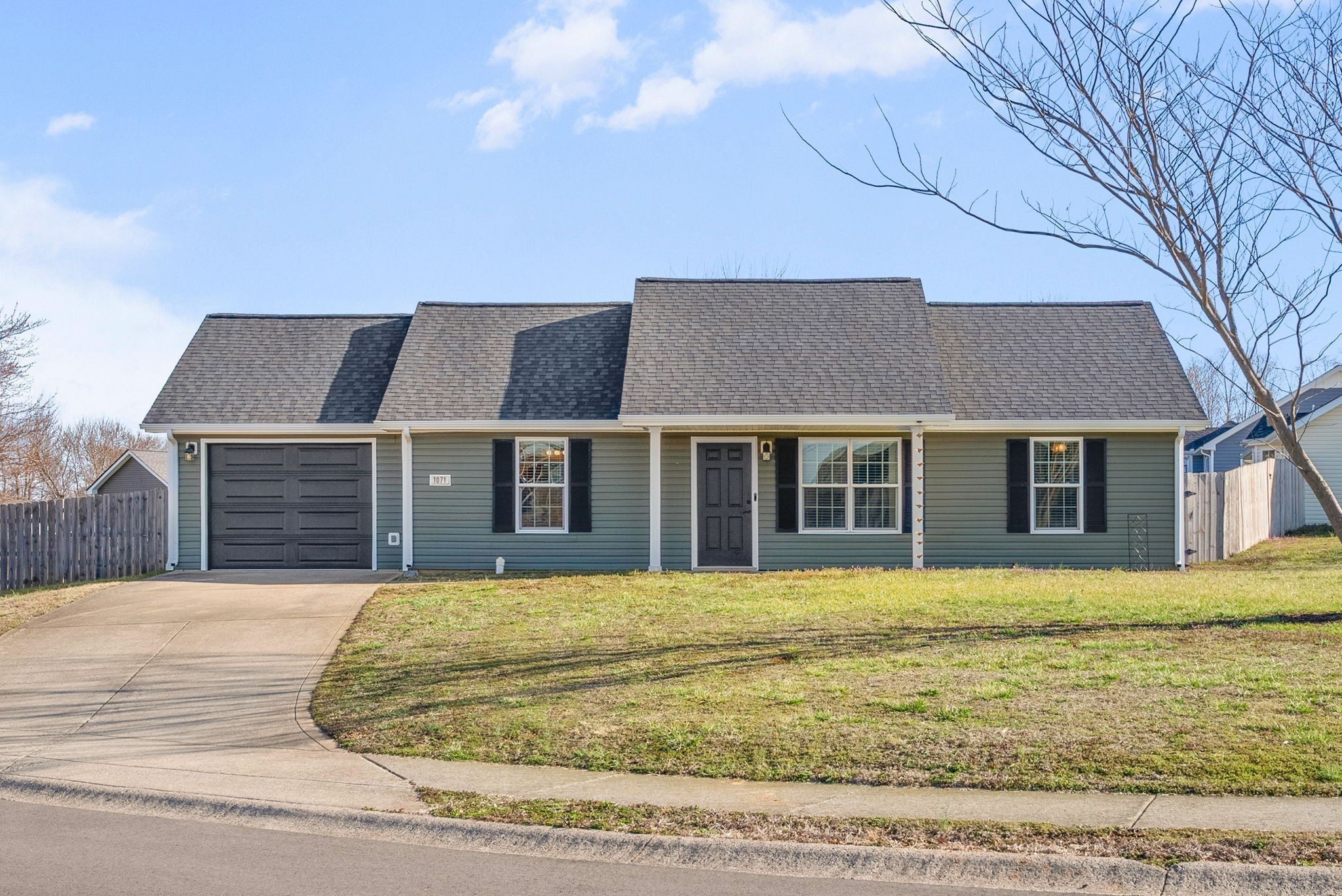 Photo of Listing #3136986