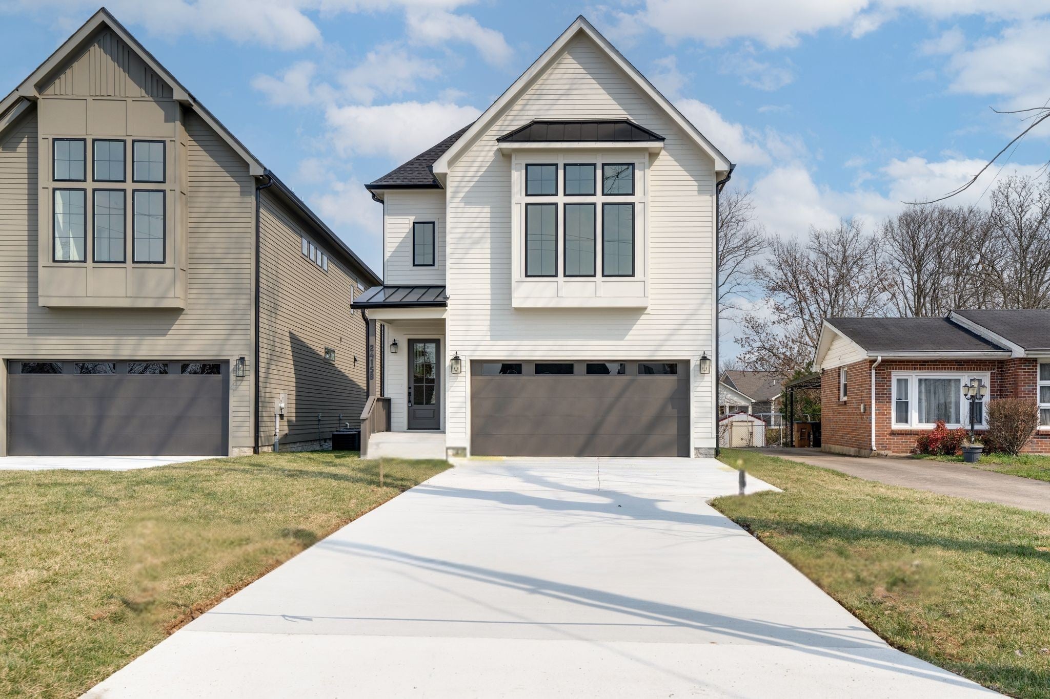 Photo of Listing #3136997