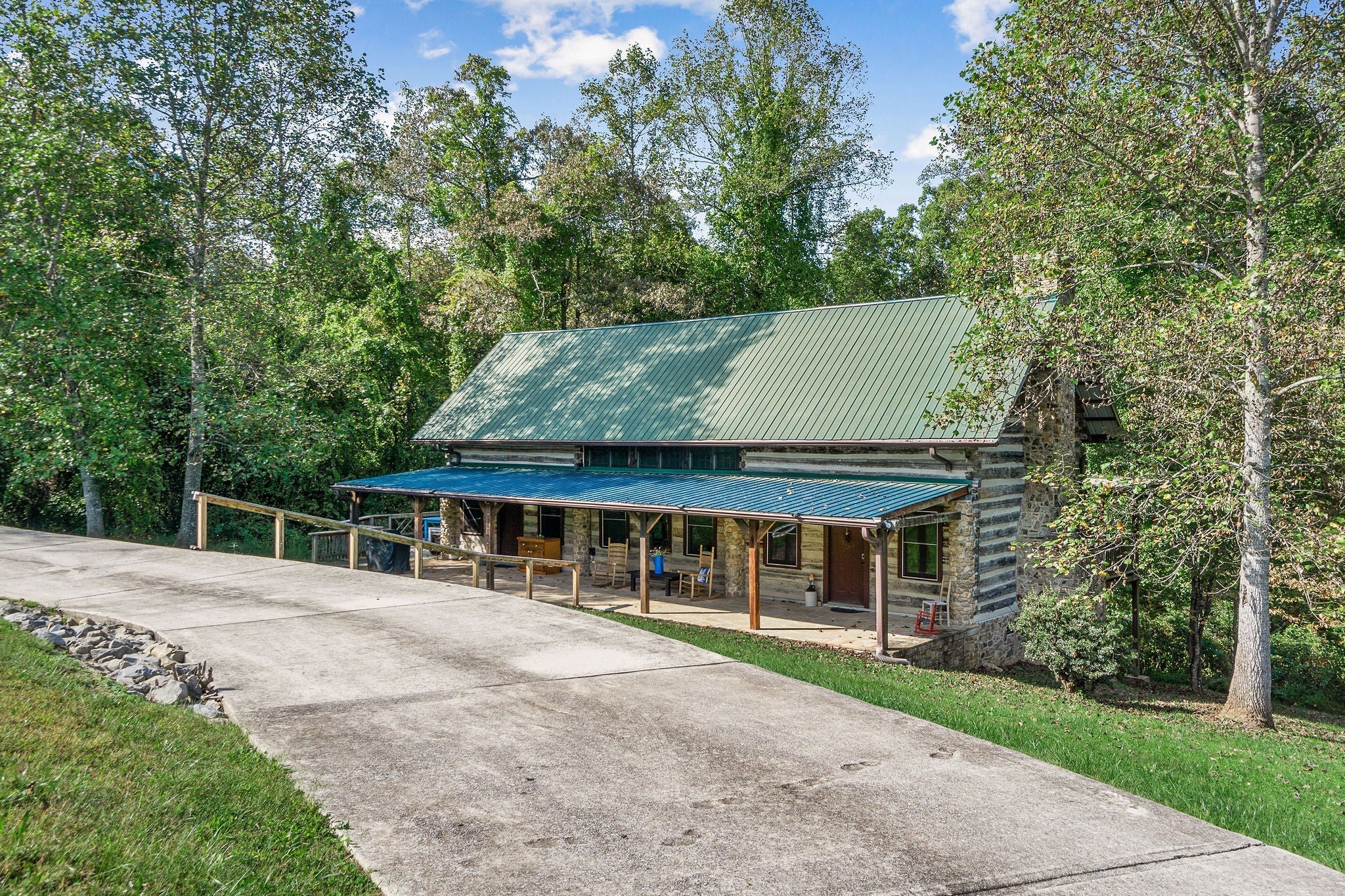 Photo of Listing #3137054