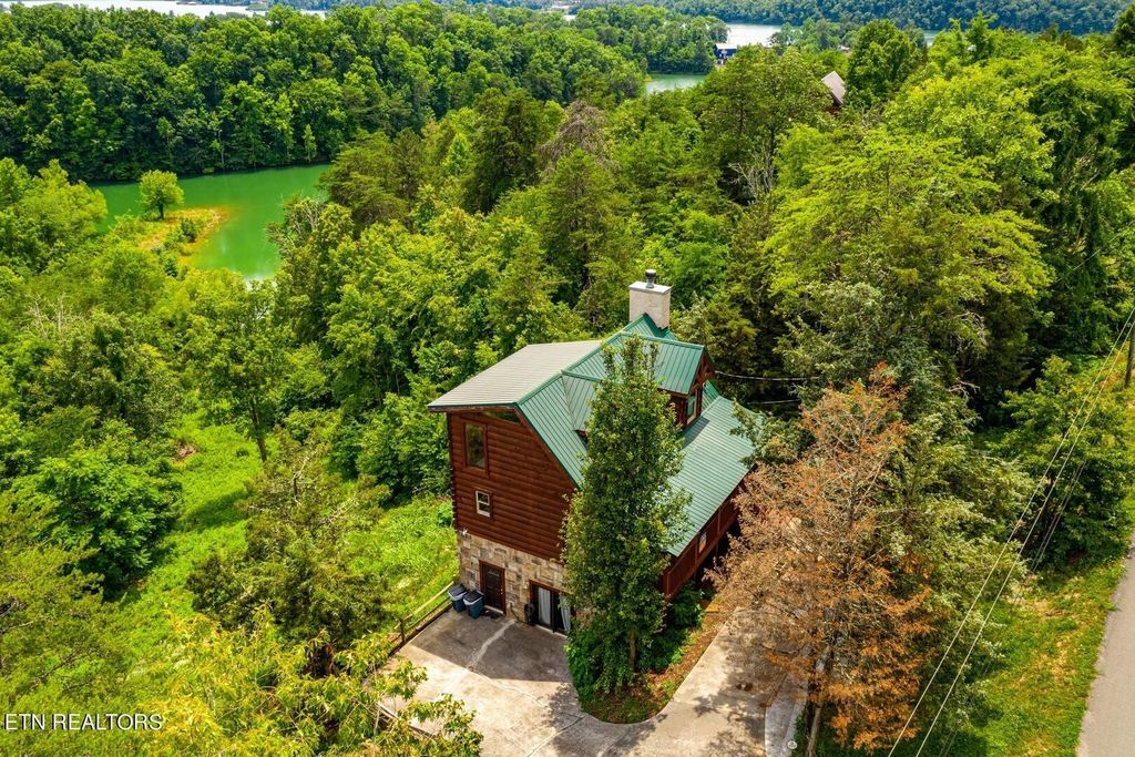 973 Pleasure Rd, Sevierville