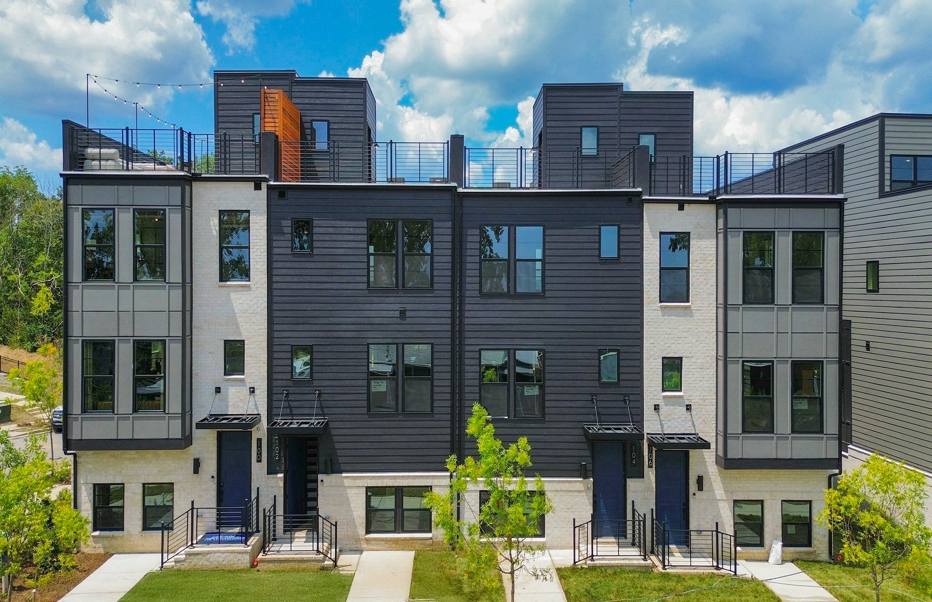 Photo of Listing #3137353