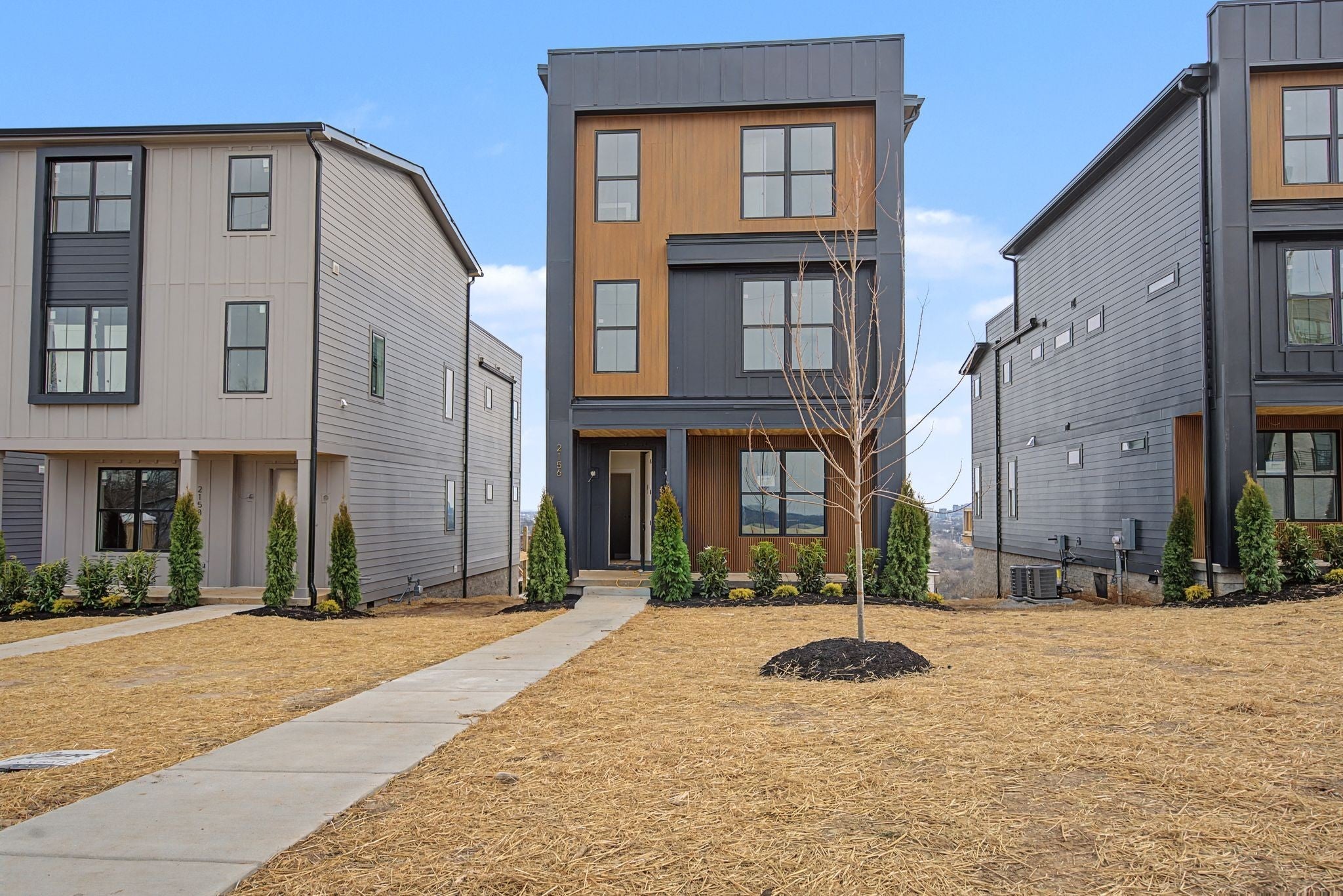 Photo of Listing #3137697