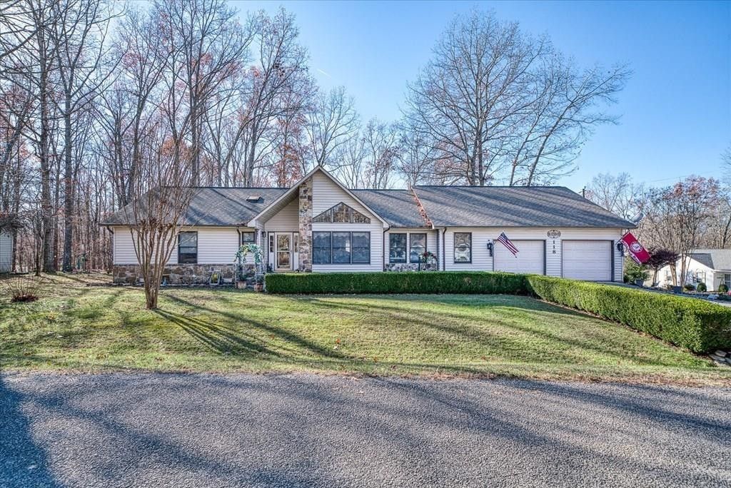 118 Glenwood Dr, Crossville