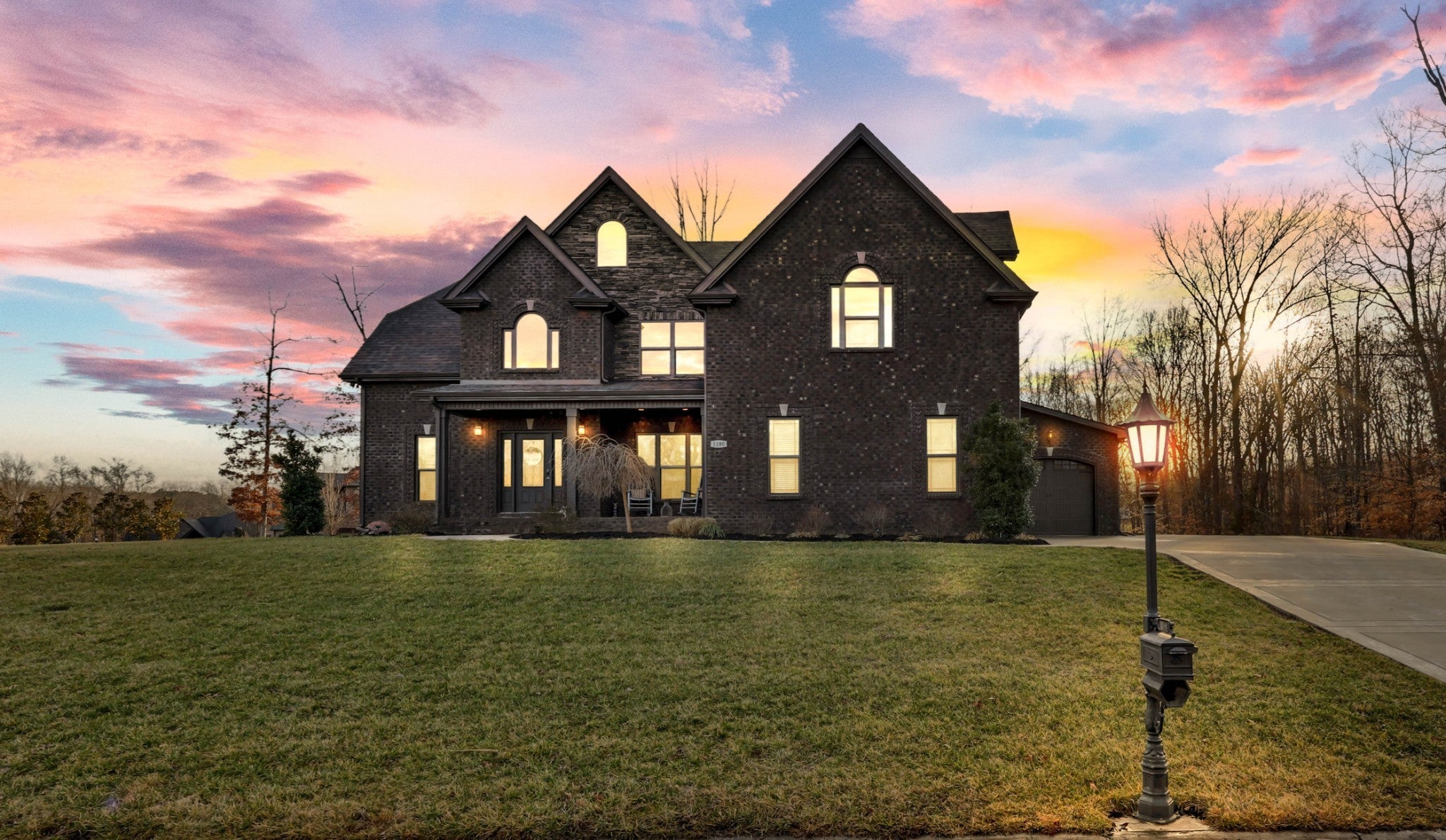 Photo of Listing #3137874