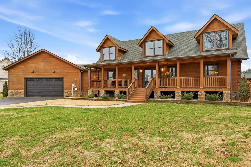 530 Parkway Rd, Tullahoma
