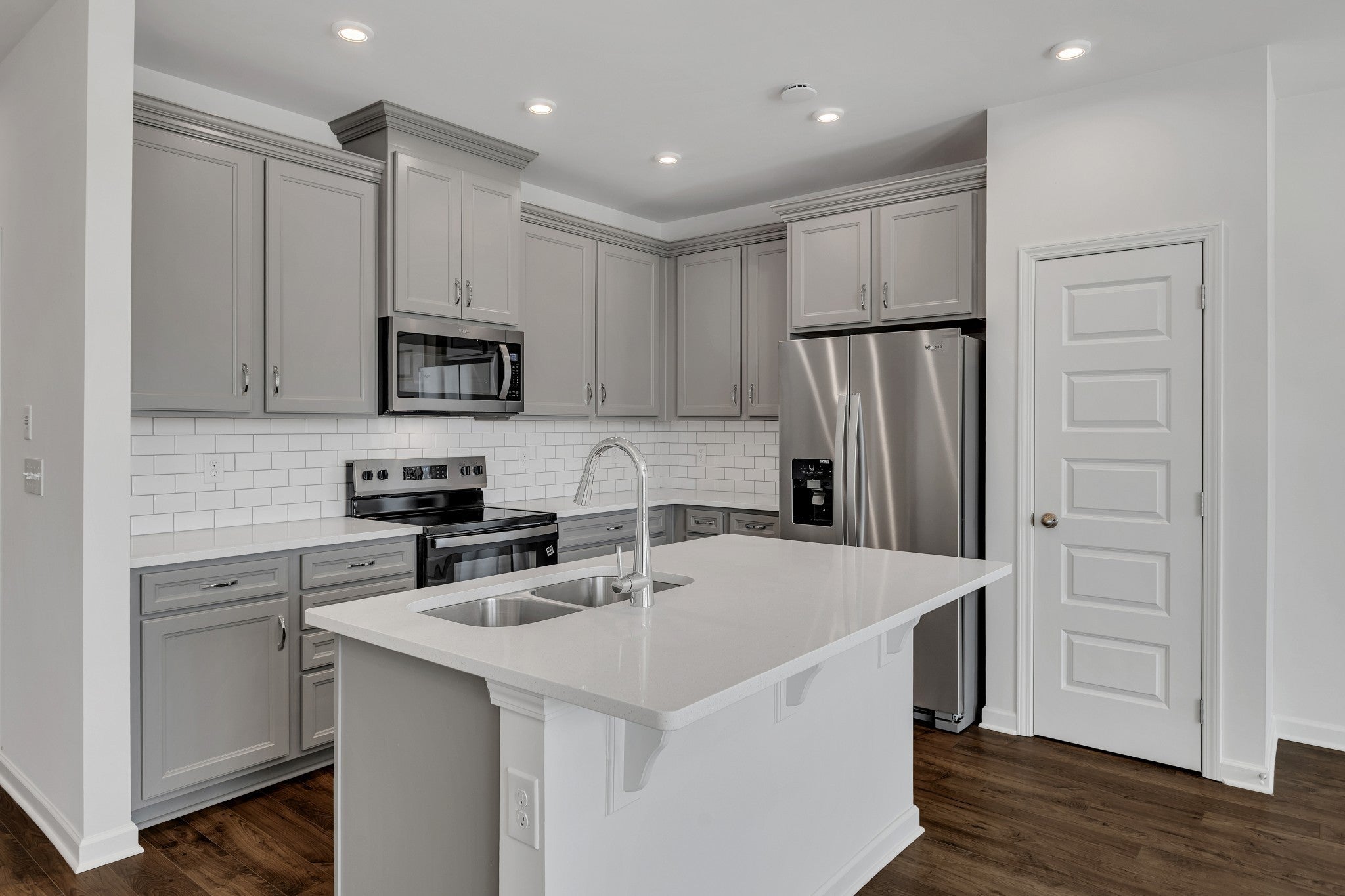 Photo of Listing #3137998