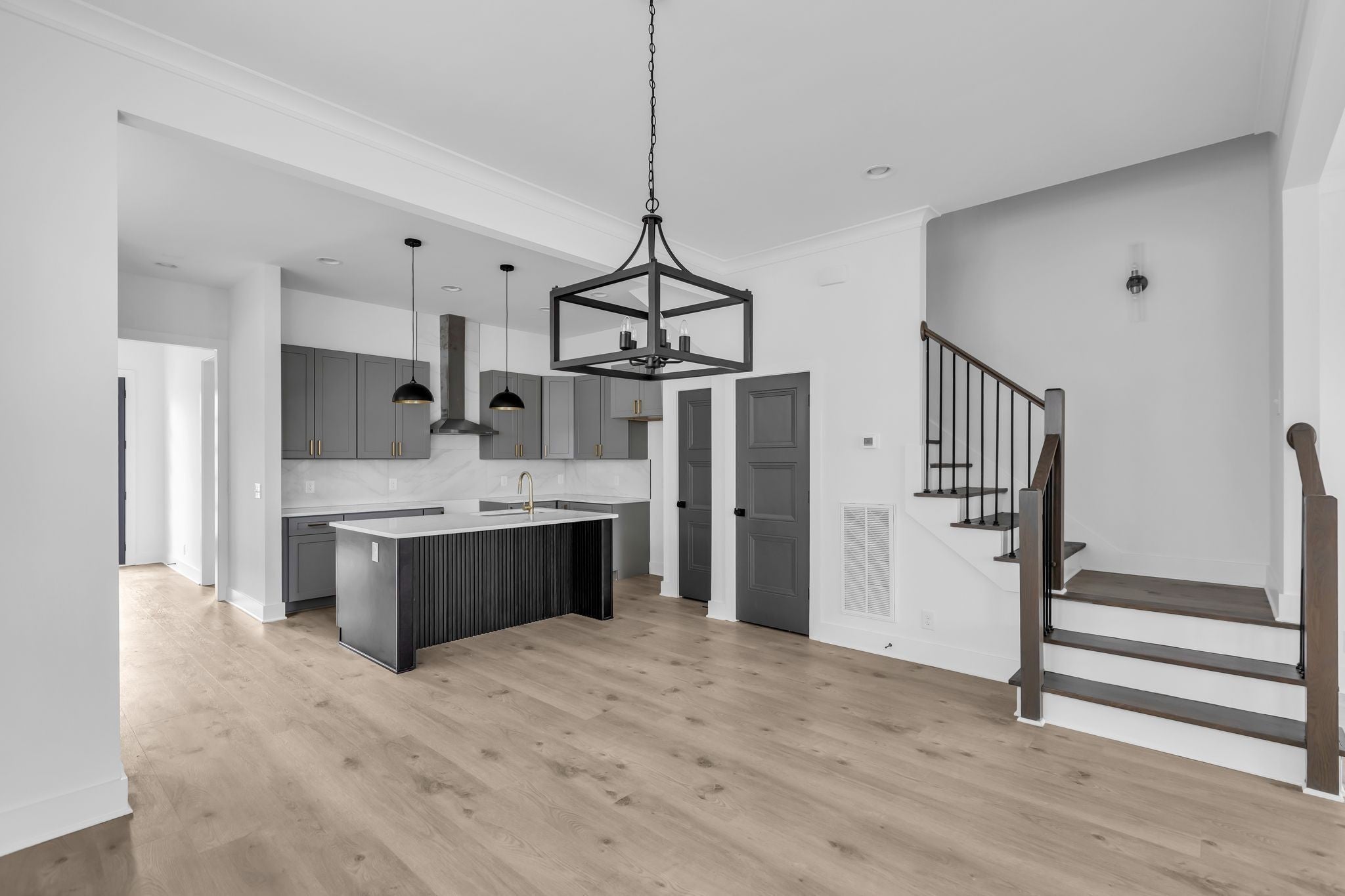 Photo of Listing #3138189