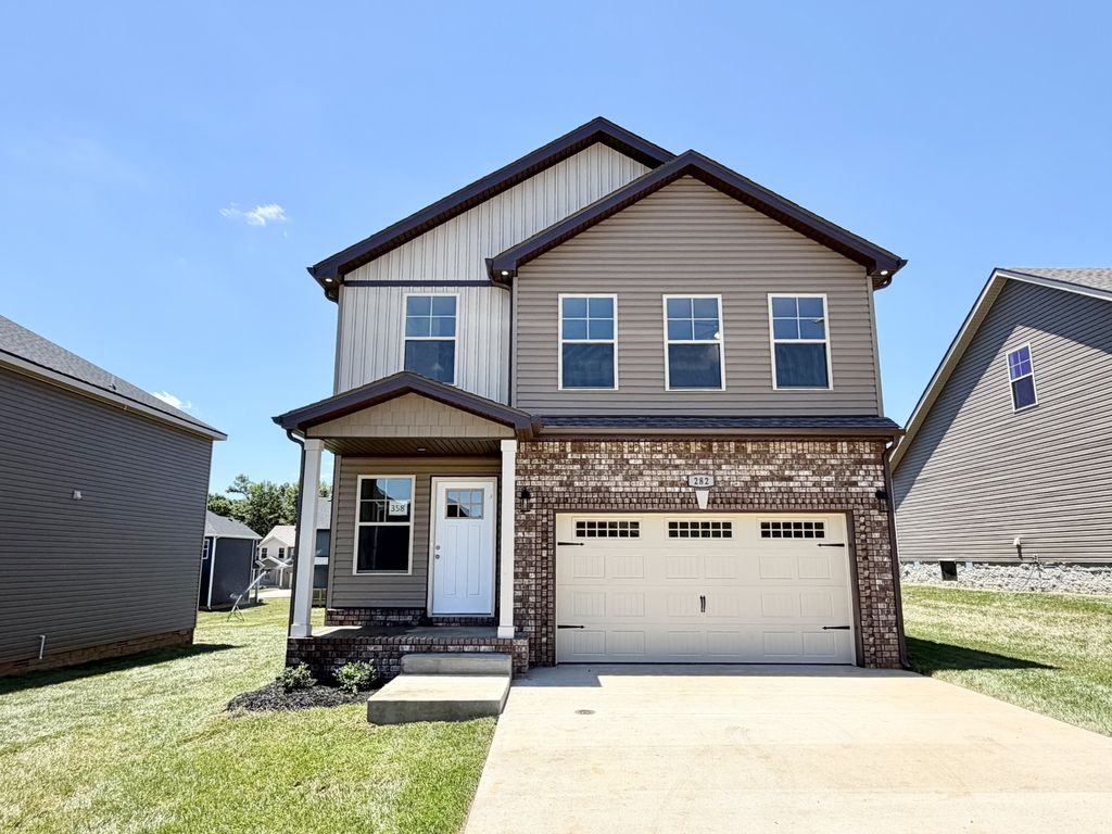 358 Cardinal Creek, Clarksville