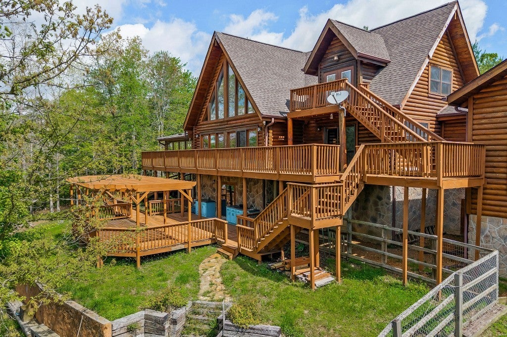 Photo of Listing #3138525