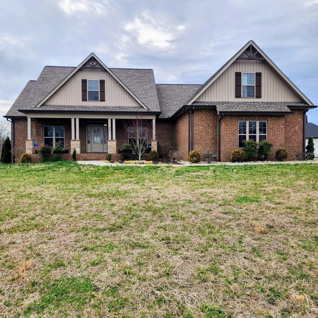 639 Blue Water Dr, Cookeville