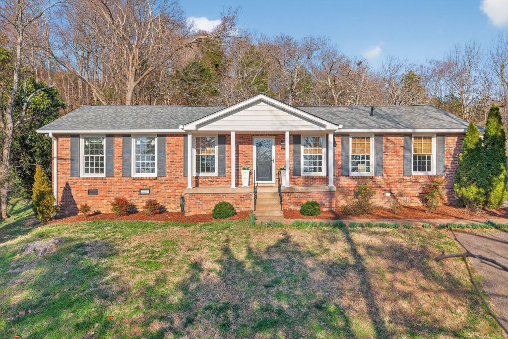 304 Cross Timbers Dr, Nashville