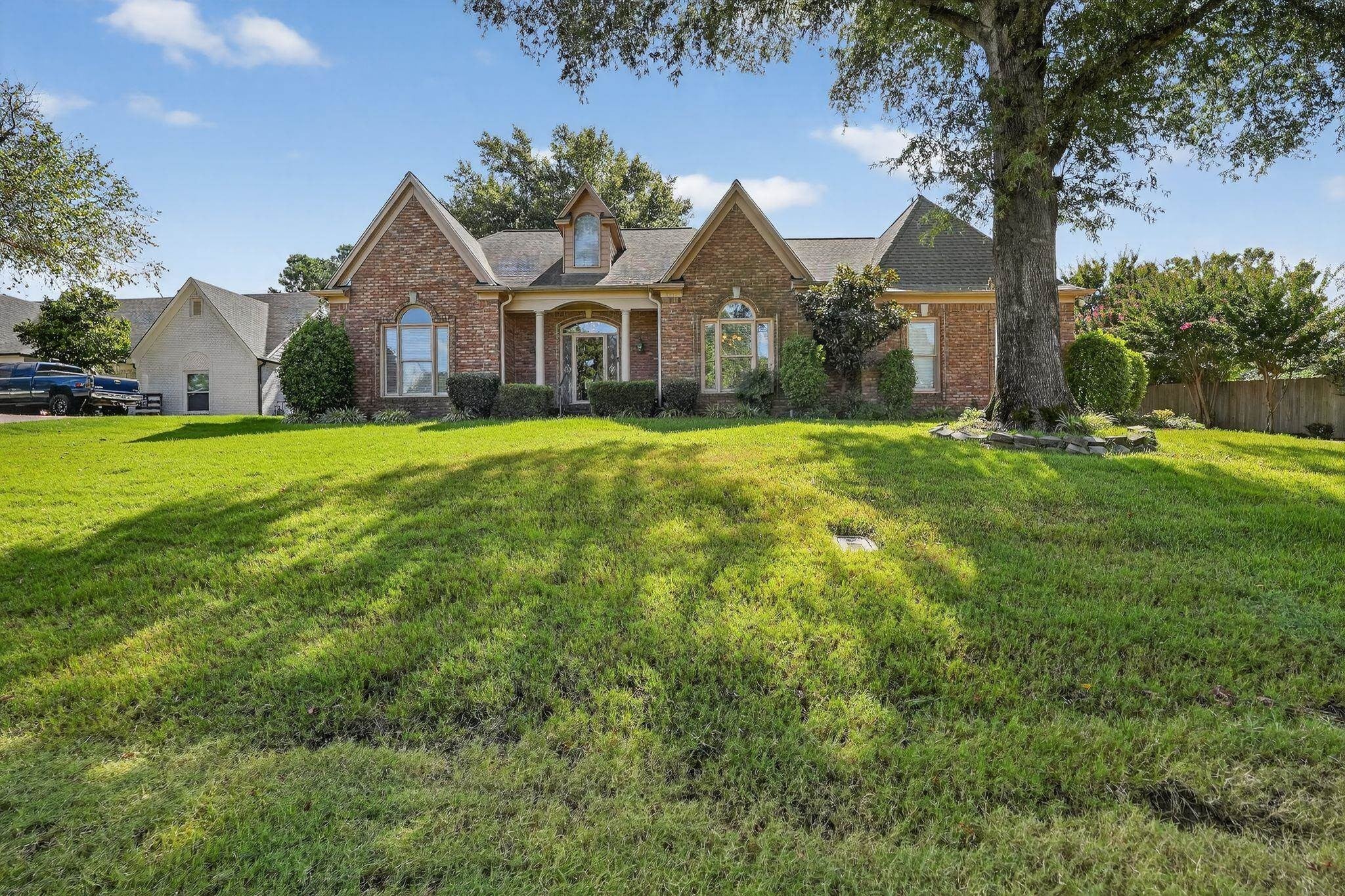 Photo of Listing #3138872