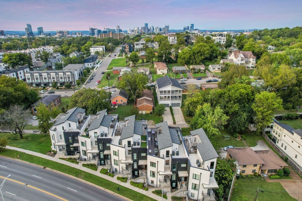 Photo of Listing #3138937