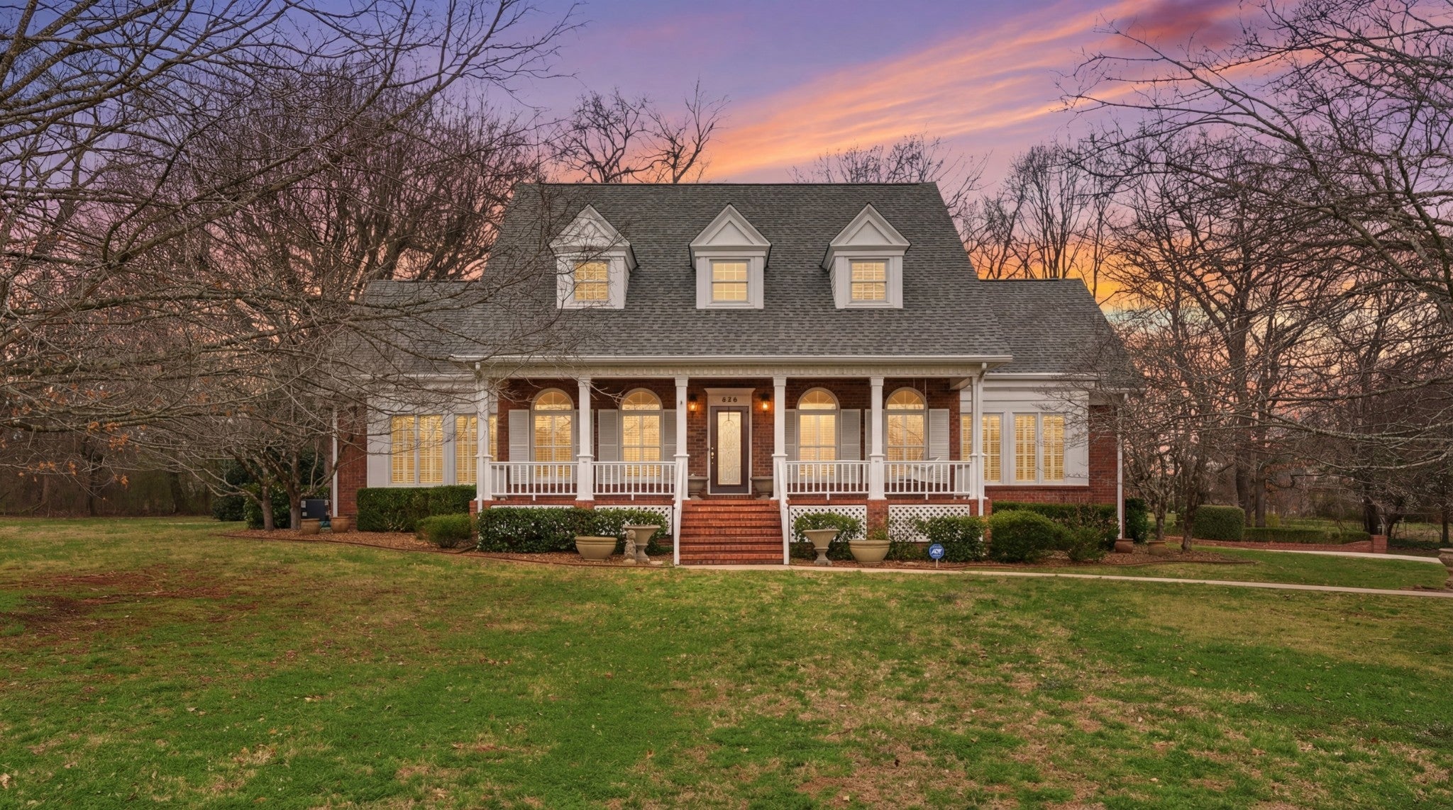 Photo of Listing #3139037