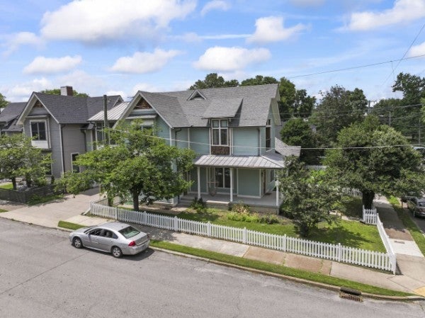 Photo of Listing #3139050