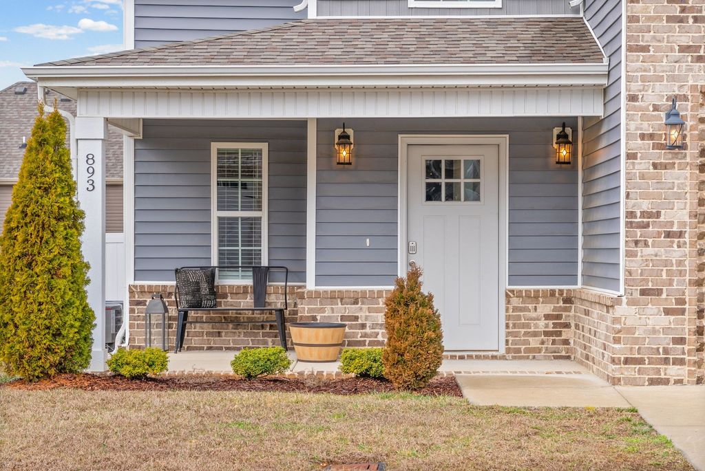 893 Limestone Way, Clarksville