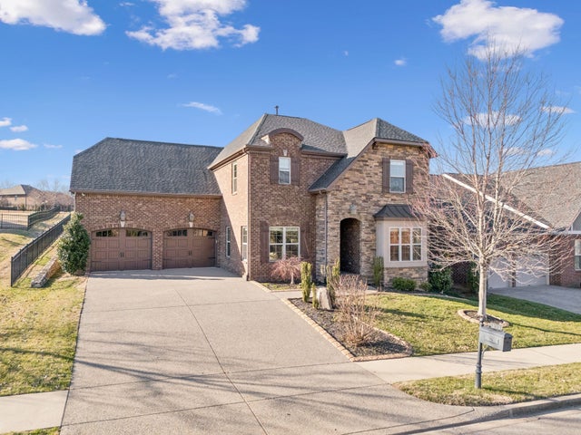 1303 Reynard Dr, Gallatin