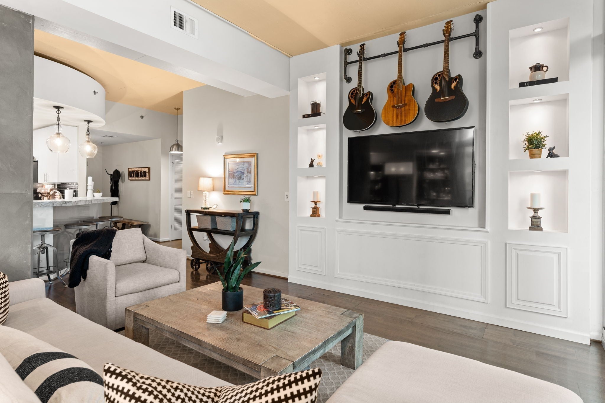 Photo of Listing #3139108