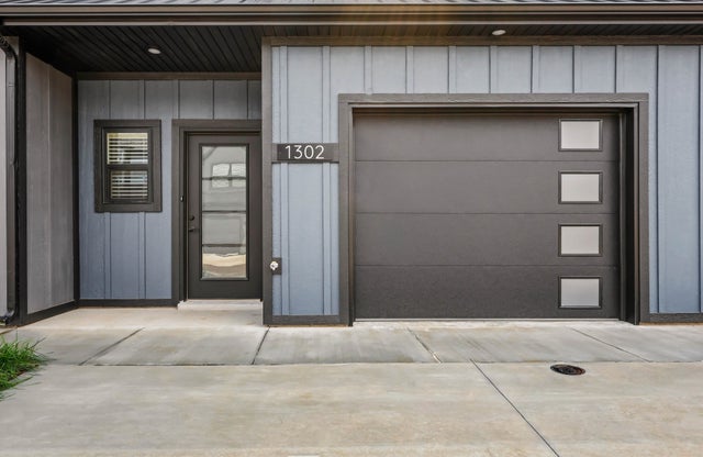 1302 Jonathan Wade Circle, Clarksville